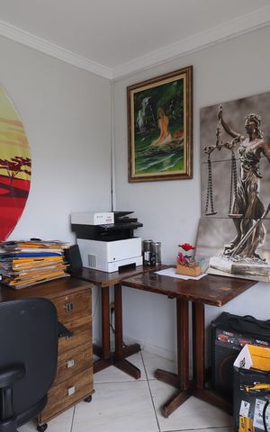 Apartamento à venda com 177m², 3 quartos e 1 vagaEscritório