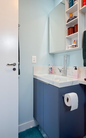 Apartamento à venda com 93m², 2 quartos e 1 vaga Apartamento à venda com 93m², 2 quartos e 1 vagaBanheiro da Suíte 2