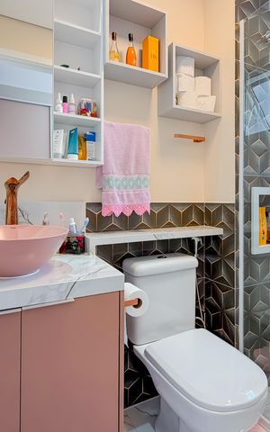 Apartamento à venda com 93m², 2 quartos e 1 vaga Apartamento à venda com 93m², 2 quartos e 1 vagaBanheiro da Suíte 1