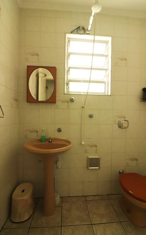 Casa à venda com 289m², 3 quartos e 4 vagasBanheiro Social 2