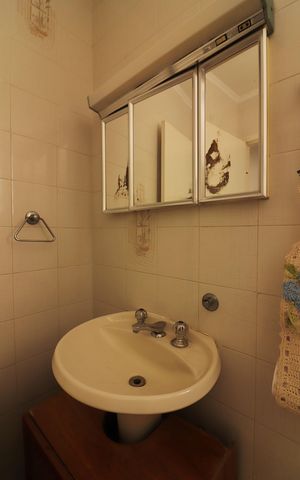 Casa à venda com 289m², 3 quartos e 4 vagasBanheiro Social