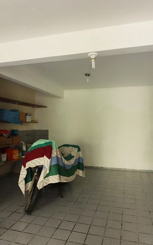 Casa à venda com 289m², 3 quartos e 4 vagasSalão de Festas