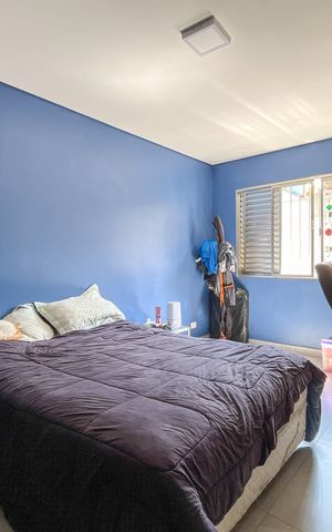 Casa à venda com 161m², 3 quartos e 2 vagas Casa à venda com 161m², 3 quartos e 2 vagasQuarto 2