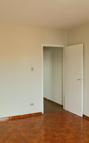 Casa à venda com 200m², 2 quartos e 2 vagasQuarto 1 casa 1 