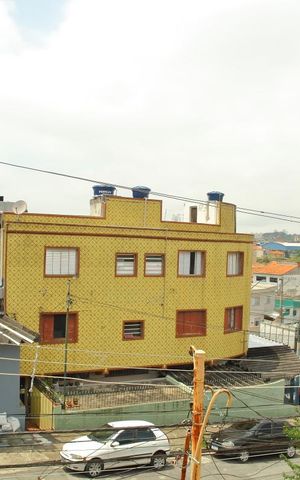 Casa à venda com 200m², 2 quartos e 2 vagasQuarto 1 casa 1  vista 