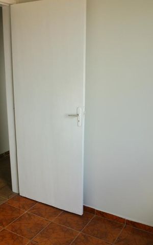 Casa à venda com 200m², 2 quartos e 2 vagasQuarto 2 casa 1 
