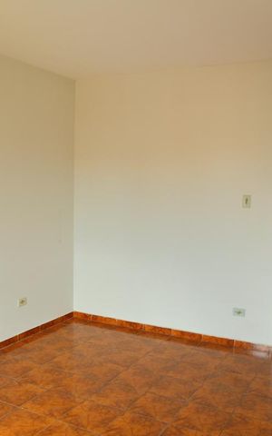 Casa à venda com 200m², 2 quartos e 2 vagasQuarto 1 casa 1 