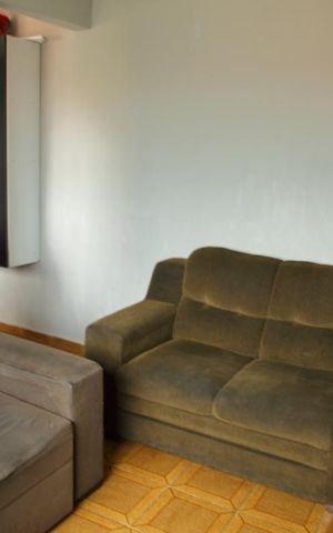 Casa à venda com 200m², 2 quartos e 2 vagasSala casa 3 
