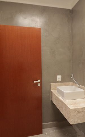 Casa à venda com 129m², 2 quartos e 4 vagasSuíte