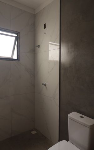 Casa à venda com 129m², 2 quartos e 4 vagasBanheiro