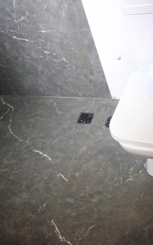 Casa à venda com 125m², 3 quartos e 2 vagasBanheiro social dos quartos