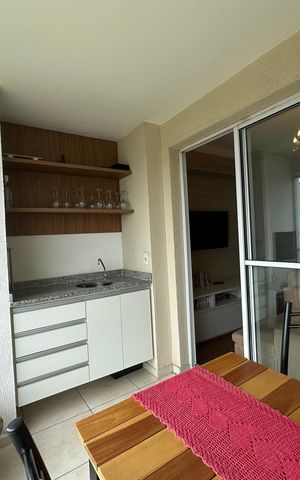 Apartamento à venda com 85m², 3 quartos e 2 vagas Apartamento à venda com 85m², 3 quartos e 2 vagasVaranda