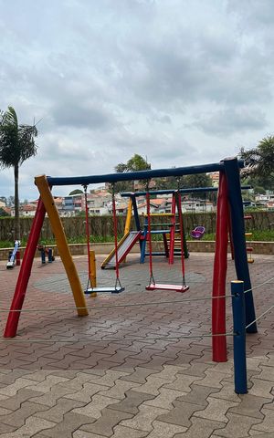 Apartamento à venda com 85m², 3 quartos e 2 vagas Apartamento à venda com 85m², 3 quartos e 2 vagasÁrea comum - Playground