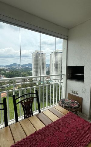 Apartamento à venda com 85m², 3 quartos e 2 vagas Apartamento à venda com 85m², 3 quartos e 2 vagasVaranda