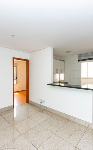 Apartamento à venda com 80m², 2 quartos e 2 vagasSala