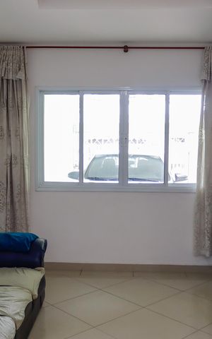 Casa à venda com 162m², 4 quartos e 4 vagas Casa à venda com 162m², 4 quartos e 4 vagassala