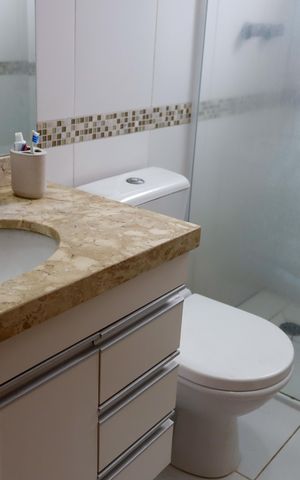 Casa à venda com 162m², 4 quartos e 4 vagas Casa à venda com 162m², 4 quartos e 4 vagasBanheiro