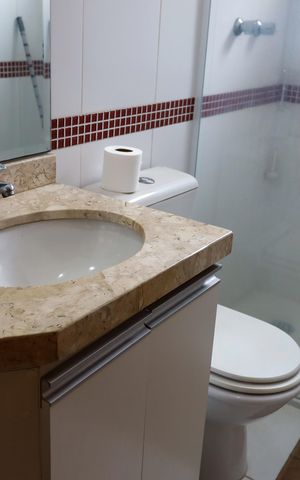 Casa à venda com 162m², 4 quartos e 4 vagas Casa à venda com 162m², 4 quartos e 4 vagasBanheiro da Suíte 4