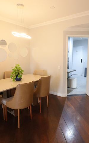 Apartamento à venda com 170m², 4 quartos e 2 vagasSala