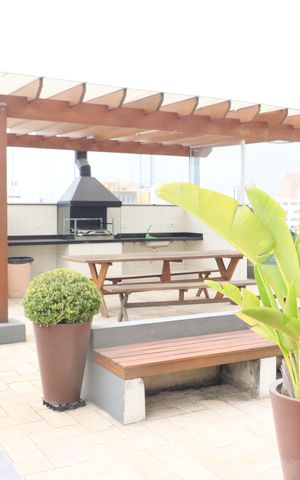Apartamento à venda com 170m², 4 quartos e 2 vagasÁrea comum - Churrasqueira aberta