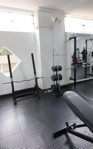 Apartamento à venda com 170m², 4 quartos e 2 vagasÁrea comum - Academia