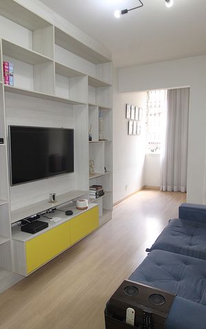 Apartamento à venda com 70m², 2 quartos e sem vagaSala