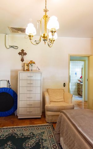 Casa à venda com 600m², 5 quartos e 2 vagas