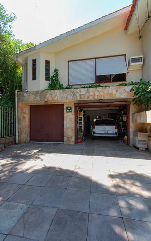 Casa à venda com 600m², 5 quartos e 2 vagas