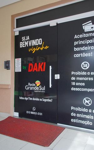 Casa de condomínio à venda com 200m², 3 quartos e 2 vagasÁrea Comum - Mercado
