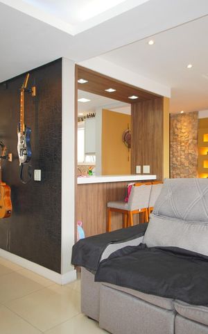 Casa de condomínio à venda com 200m², 3 quartos e 2 vagasSala