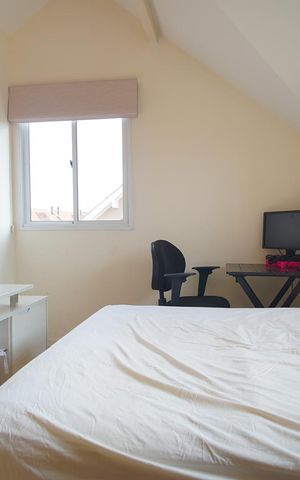 Casa de condomínio à venda com 200m², 3 quartos e 2 vagasQuarto 3 - Suíte