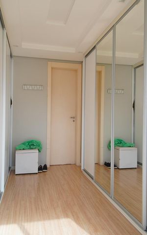 Casa de condomínio à venda com 200m², 3 quartos e 2 vagasCloset da Suíte 