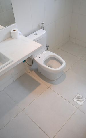 Casa à venda com 600m², 3 quartos e 2 vagas Casa à venda com 600m², 3 quartos e 2 vagasBanheiro Social