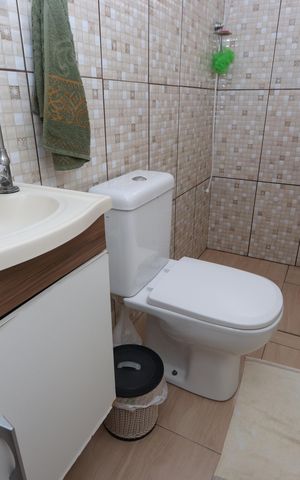 Casa à venda com 125m², 4 quartos e 1 vagaBanheiro - Casa 1