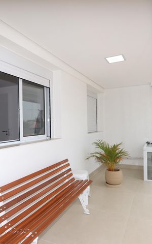 Apartamento à venda com 105m², 3 quartos e 2 vagasVaranda