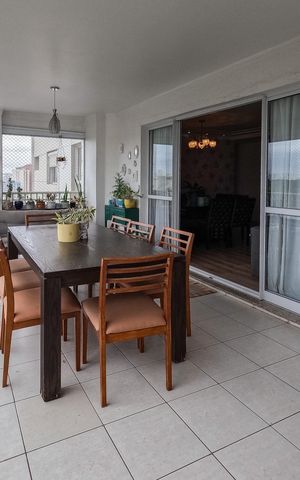 Apartamento à venda com 153m², 4 quartos e 2 vagas