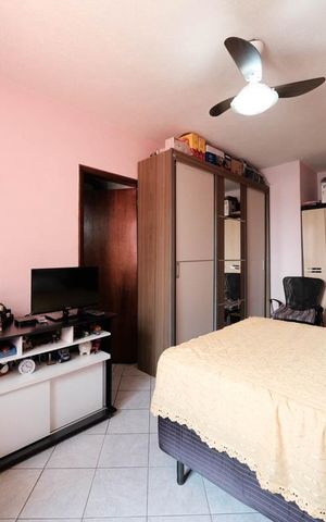 Casa à venda com 125m², 3 quartos e 2 vagasSuíte