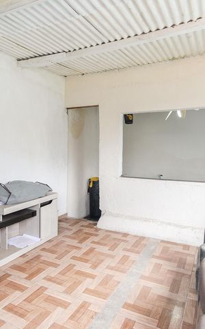 Casa à venda com 74m², 3 quartos e 2 vagasEdícula