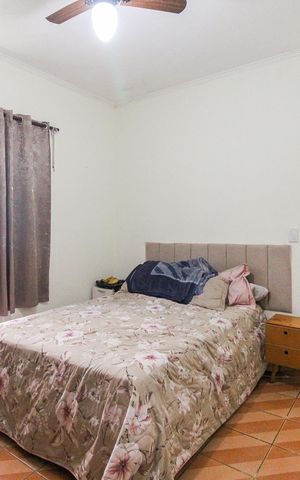 Casa à venda com 74m², 3 quartos e 2 vagasSuíte