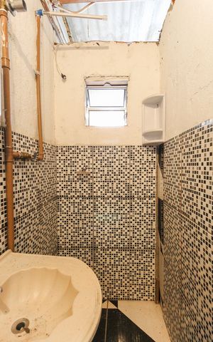 Casa à venda com 74m², 3 quartos e 2 vagasEdícula
