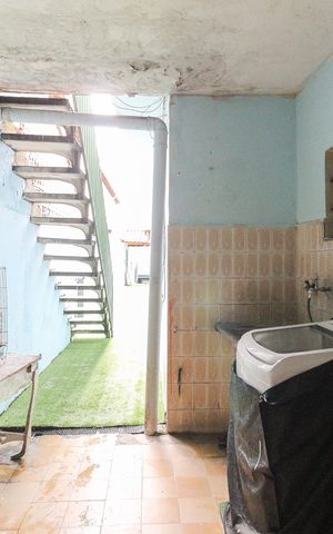 Casa à venda com 74m², 3 quartos e 2 vagasÁrea de Serviço