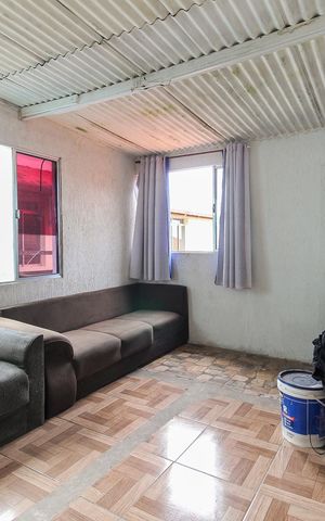 Casa à venda com 74m², 3 quartos e 2 vagasEdícula