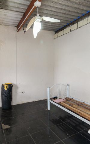 Casa à venda com 74m², 3 quartos e 2 vagasEdícula
