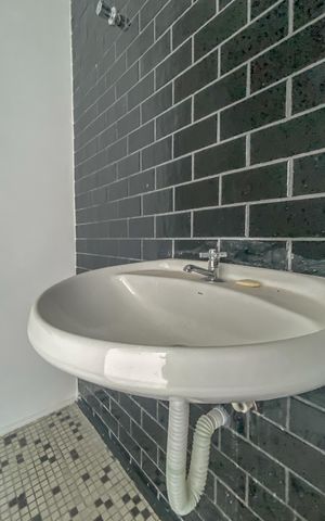Casa à venda com 103m², 2 quartos e 1 vaga Casa à venda com 103m², 2 quartos e 1 vagaBanheiro 1