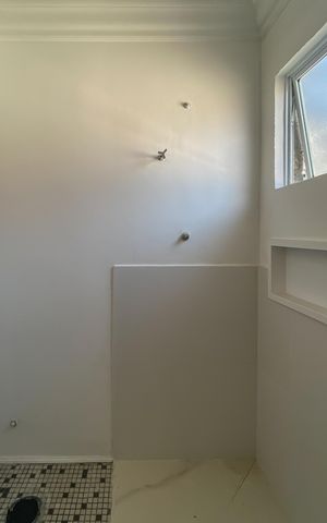 Casa à venda com 103m², 2 quartos e 1 vaga Casa à venda com 103m², 2 quartos e 1 vagaBanheiro 2