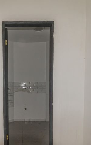 Casa à venda com 103m², 2 quartos e 1 vaga Casa à venda com 103m², 2 quartos e 1 vagaÁrea de Serviço