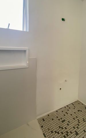 Casa à venda com 103m², 2 quartos e 1 vaga Casa à venda com 103m², 2 quartos e 1 vagaBanheiro 2