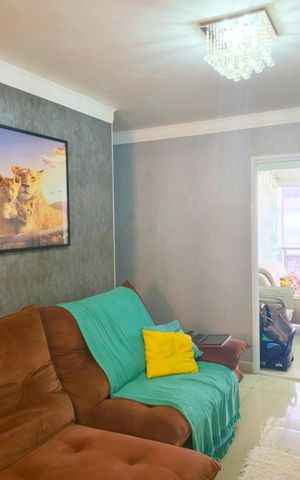 Apartamento à venda com 118m², 4 quartos e 2 vagas Apartamento à venda com 118m², 4 quartos e 2 vagasSala