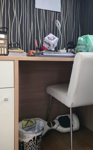 Apartamento à venda com 118m², 4 quartos e 2 vagas Apartamento à venda com 118m², 4 quartos e 2 vagasEscritório