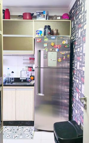 Apartamento à venda com 118m², 4 quartos e 2 vagas Apartamento à venda com 118m², 4 quartos e 2 vagasCozinha e Área de Serviço